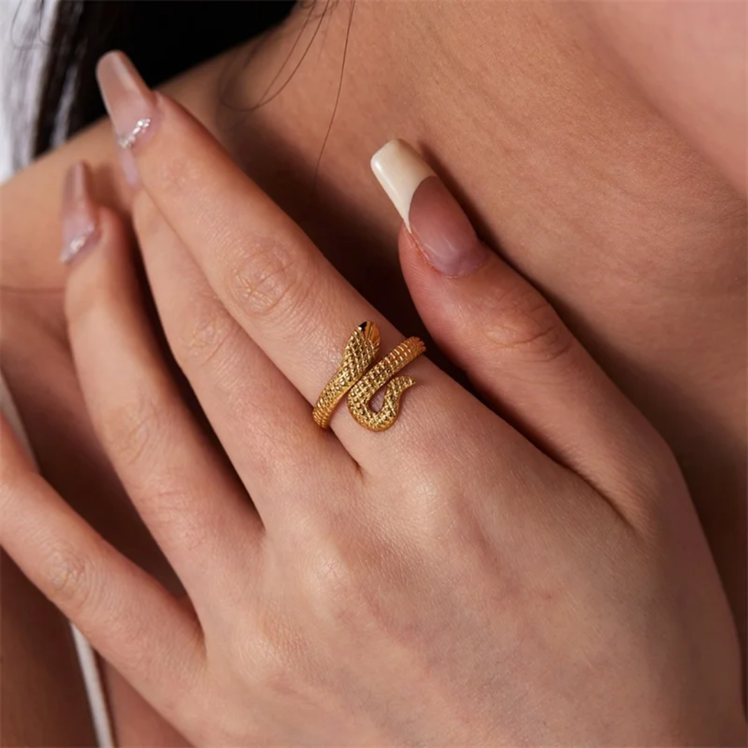 Snake Muse Ring