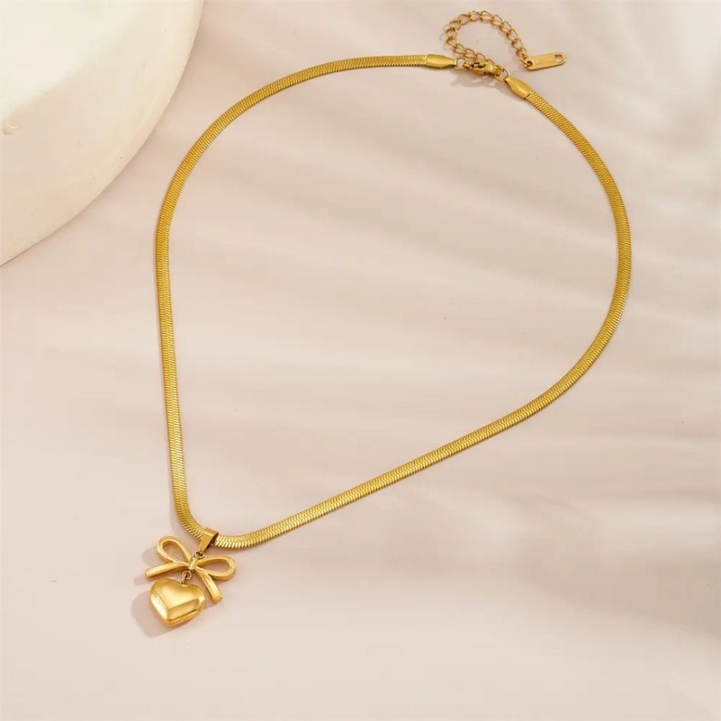 Love Tangle Necklace