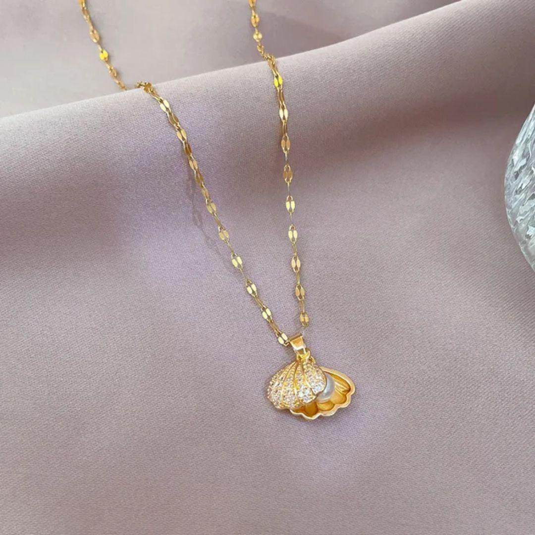 Come Out Of Shell Neckpiece