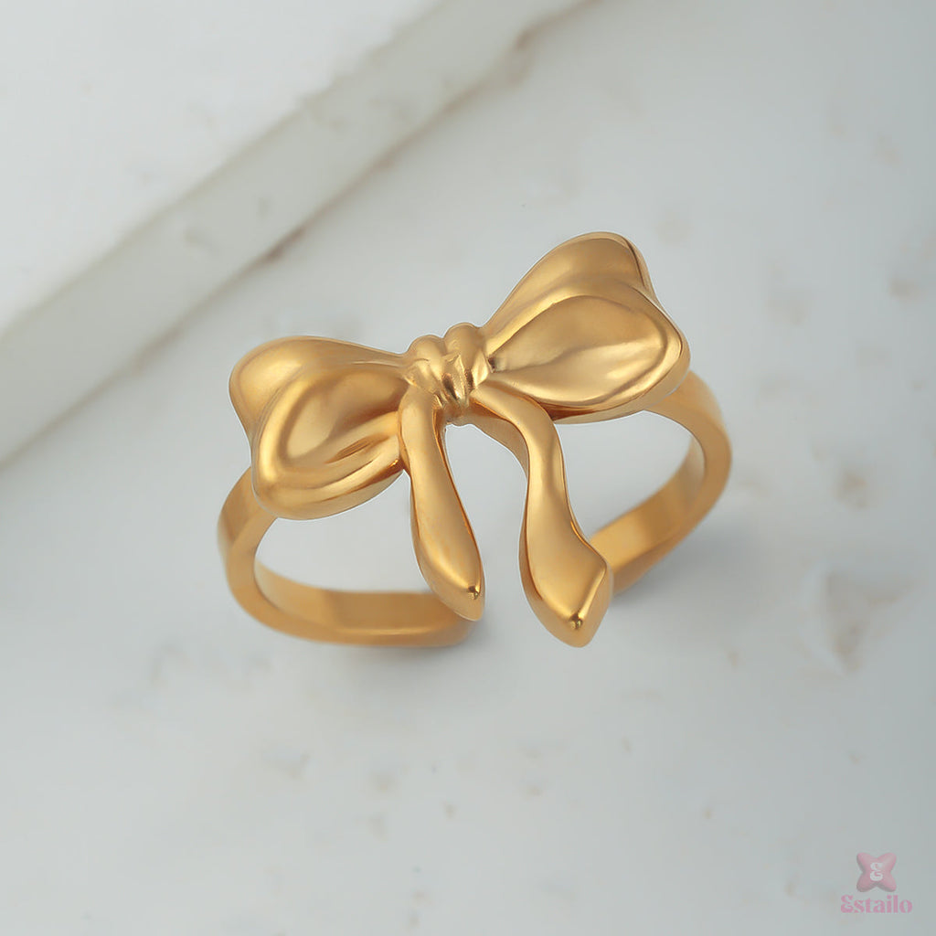 Glow Knot Luxe Ring