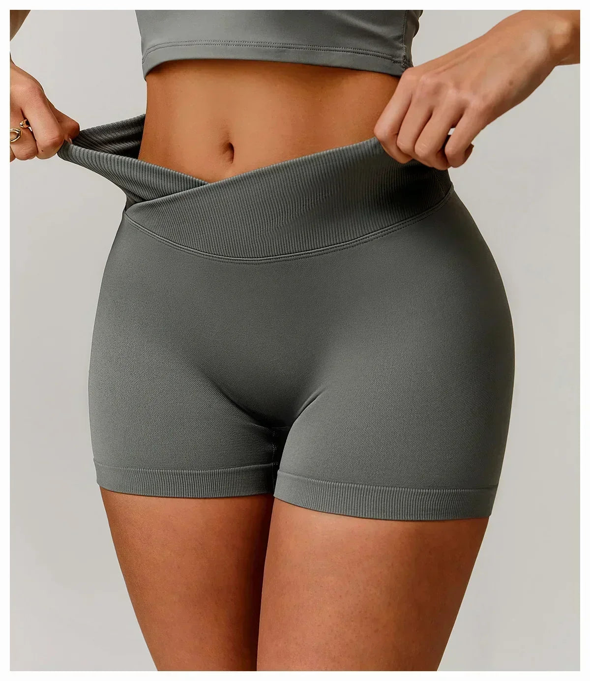 Women's fitness shorts  high-waisted buttock-lifting  tight  quick-drying  sporty yoga three-quarter shorts