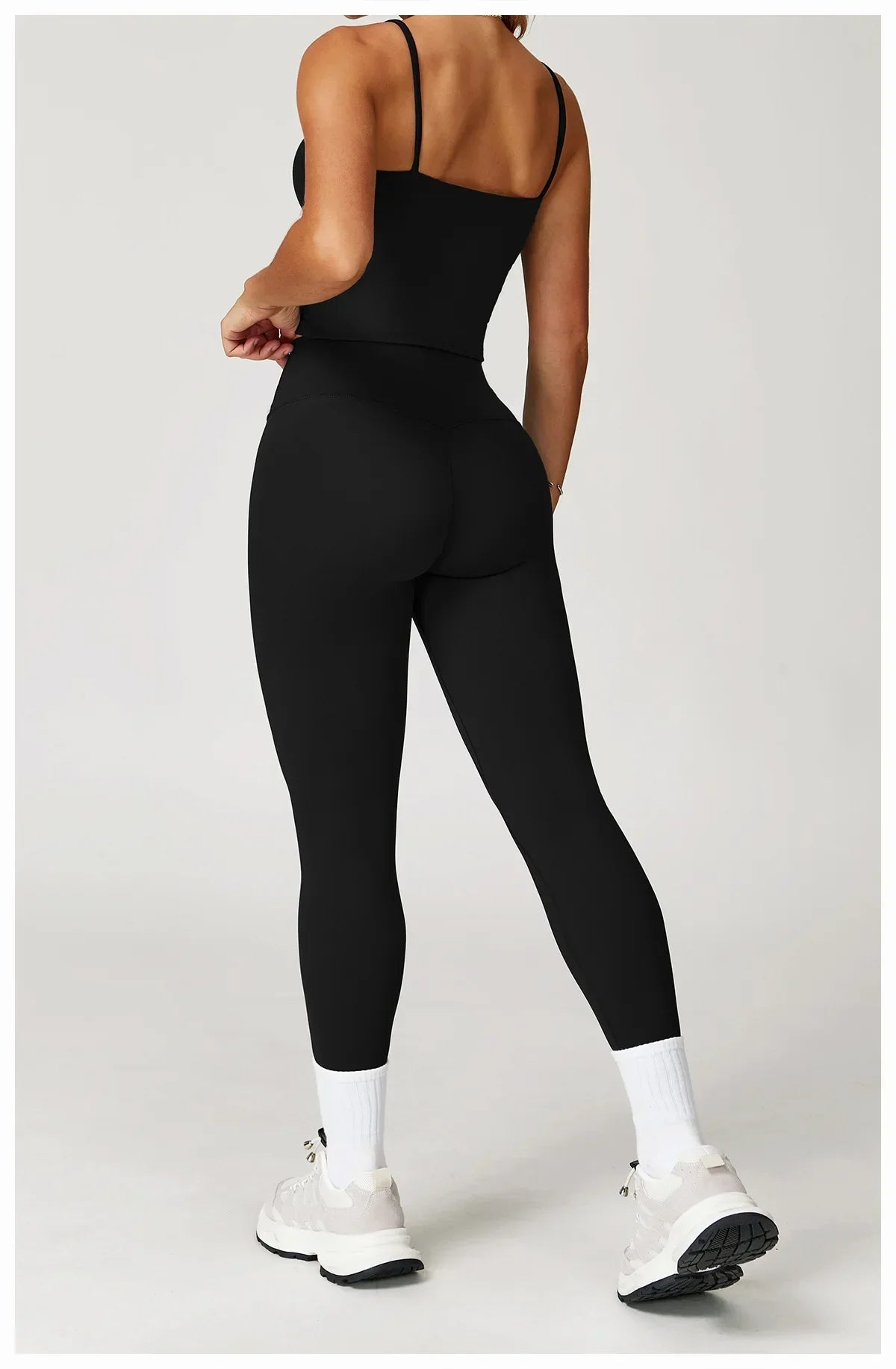 Women Fitness Yoga Bras Race Back Sports Push Up Nylon Tops Women Bra Sexy Breathable Underwear For Women Gym High Strength Tops
